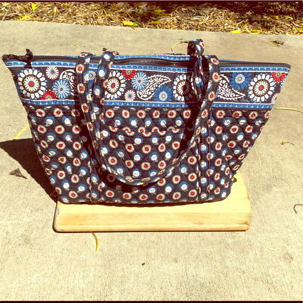 VERA BRADLEY Retired Night Owl XL Tote Bag